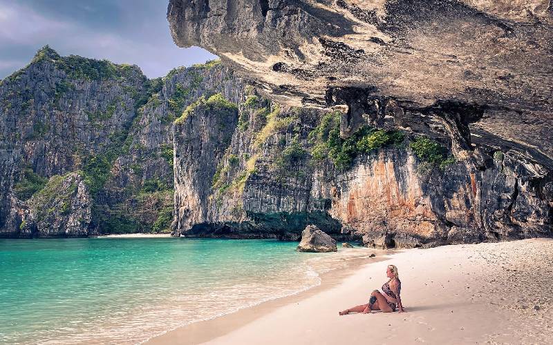Top Islands in Phuket to visit. Racha Island Top Islands in Phuket to visit. Racha Island