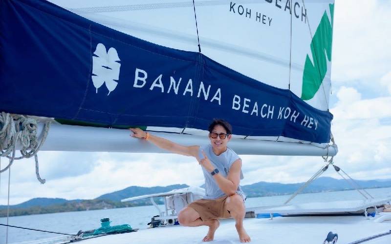 Banana Beach Coral Island sailing on the Andaman Sea. Banana Beach Coral Island sailing on the Andaman Sea.