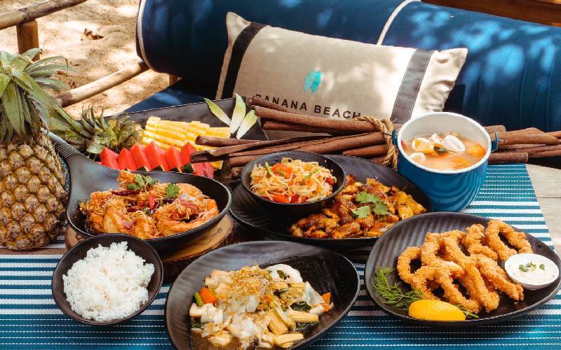 Island Hopping in Phuket and delicious cuisine