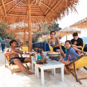 A Day Trip to Banana Beach